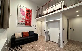 Flavors Of Milan, A Stylish Mini Loft